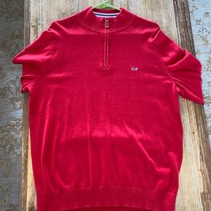 Vineyard vines cotton pull over.